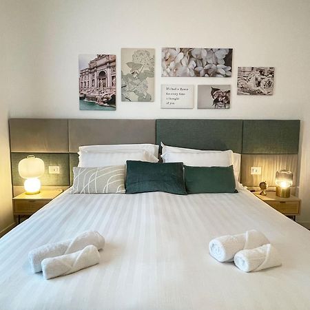 B&B Domus Teano Luxury Rooms Rom Exteriör bild