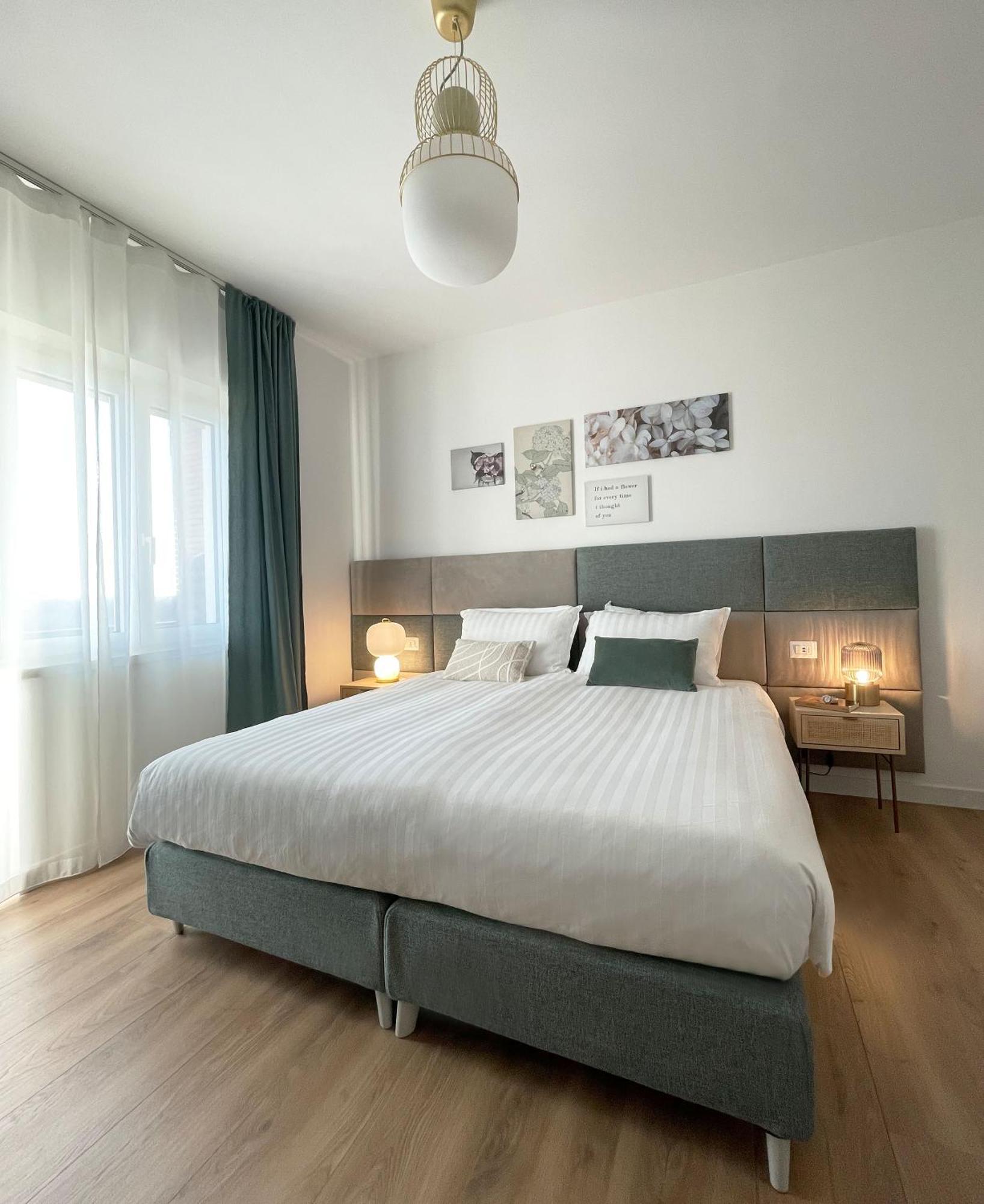 B&B Domus Teano Luxury Rooms Rom Exteriör bild